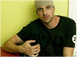 DANIEL POWTER