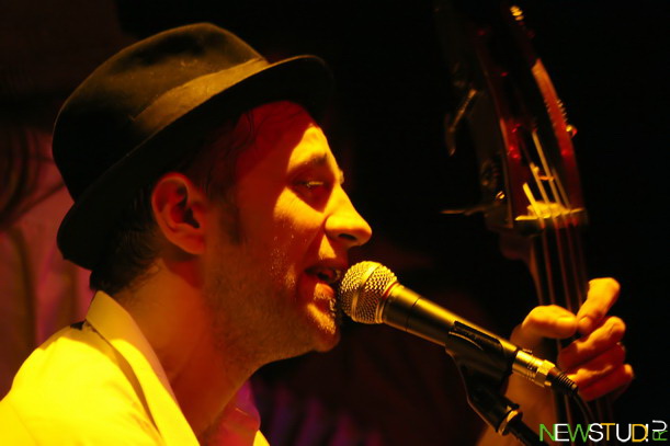 16 - Billy`s Band, Т.Е.А.Т.Р.О., 1-02-09