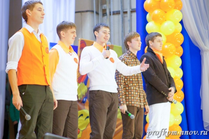 КВН 047